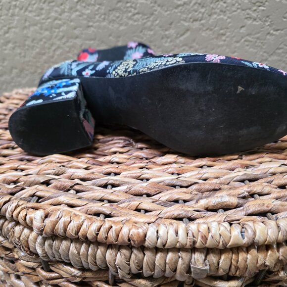 Indigo Rd. - Picture 7 of 8